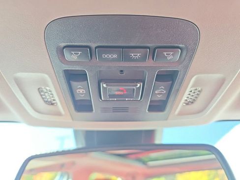 Used 2023 Toyota Camry XSE image 33