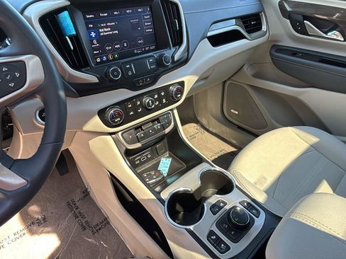 Used 2023 GMC Terrain Denali w/ Denali Premium Package AWD/4WD image 21