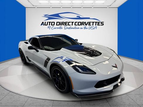 Used 2018 Chevrolet Corvette Z06 w/ Carbon 65 Edition RWD image 37