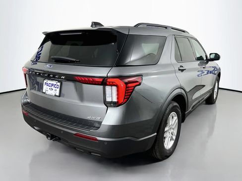 Used 2026 Ford Explorer Active AWD/4WD image 10