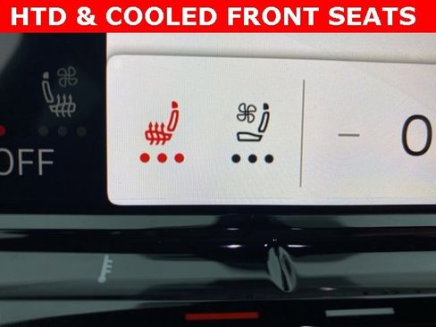 New 2026 Volkswagen Atlas Cross Sport SE image 3