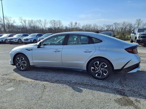 Used 2025 Hyundai Sonata SEL FWD image 29