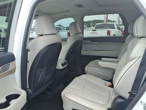 Used 2021 Hyundai Palisade Limited AWD/4WD image 23
