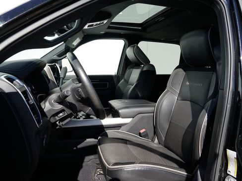 Used 2019 RAM 3500 Laramie image 12