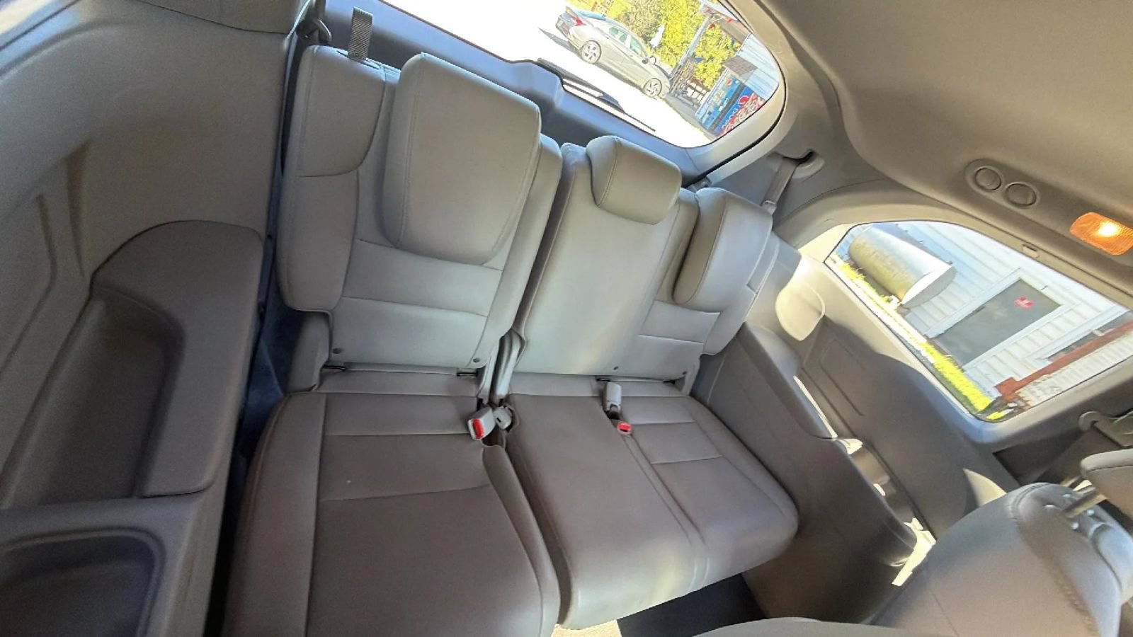 Used 2014 Honda Odyssey EX-L image 42