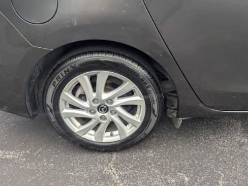 Used 2012 MAZDA MAZDA3 i Touring image 12