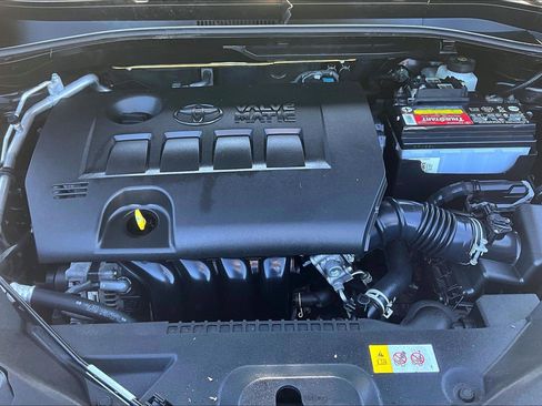 Used 2021 Toyota C-HR Nightshade image 9