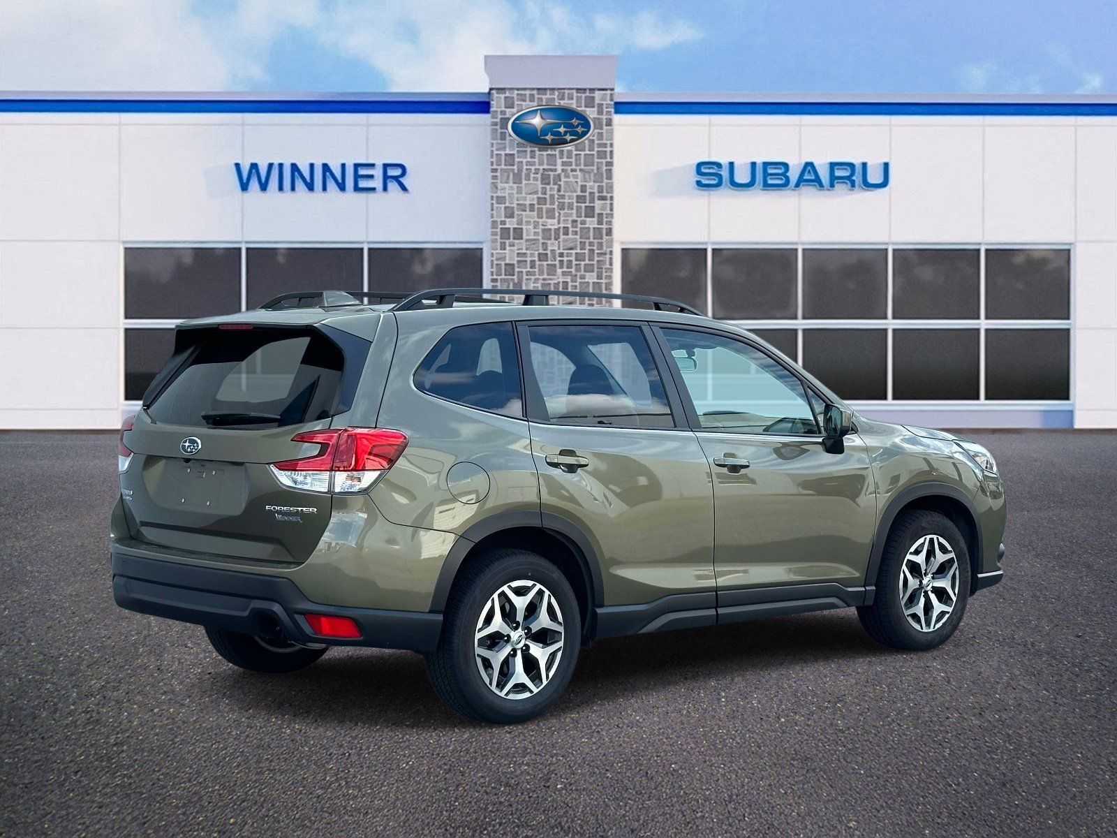 Used 2022 Subaru Forester Premium AWD/4WD image 5