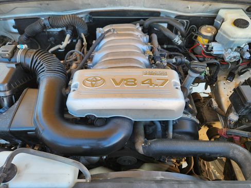 Used 2004 Toyota 4Runner Limited image 30