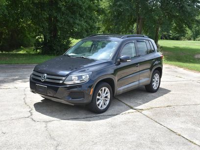 Used 2015 Volkswagen Tiguan SE