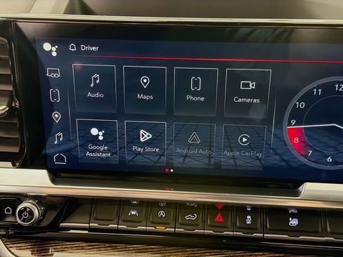 Used 2022 GMC Sierra 1500 Elevation w/ LPO, Elevation Black Package image 15