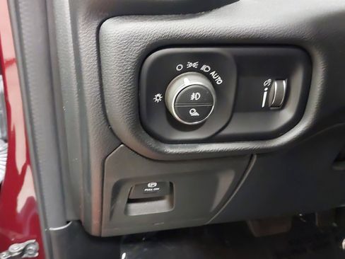 Used 2023 RAM 1500 Big Horn image 23