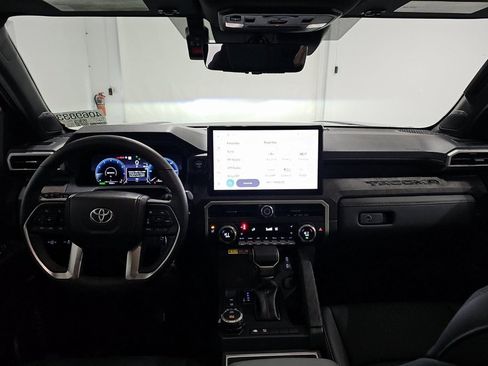 Used 2025 Toyota Tacoma Limited w/ Tow Tech Package image 11
