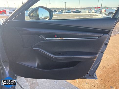 Used 2024 MAZDA MAZDA3 s image 25