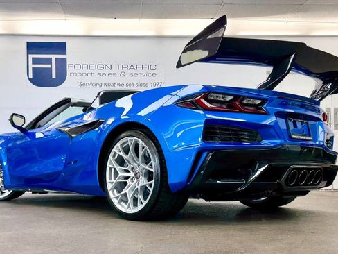 Used 2026 Chevrolet Corvette ZR1 w/ ZR1 Carbon Fiber Aero Package image 52