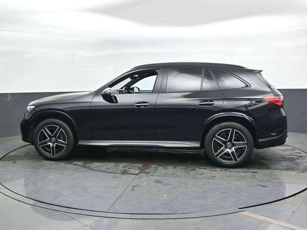Used 2023 Mercedes-Benz GLC 300 image 10