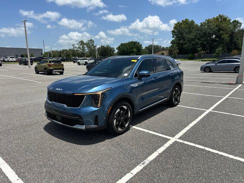 Certified 2025 Kia Sorento SX Prestige AWD/4WD image 14