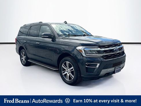 Used 2022 Ford Expedition Limited AWD/4WD image 1