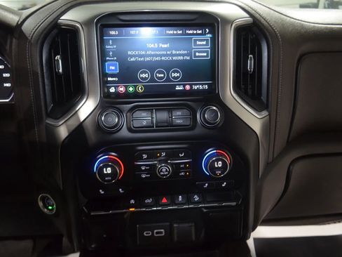 Used 2019 Chevrolet Silverado 1500 RST w/ All-Star Edition AWD/4WD image 26
