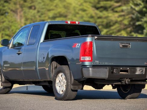 Used 2013 GMC Sierra 1500 SLE w/ Power Tech Package AWD/4WD image 9