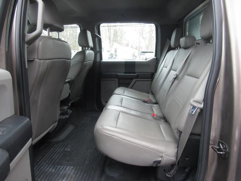 Used 2019 Ford F250 XL w/ Power Equipment Group image 16