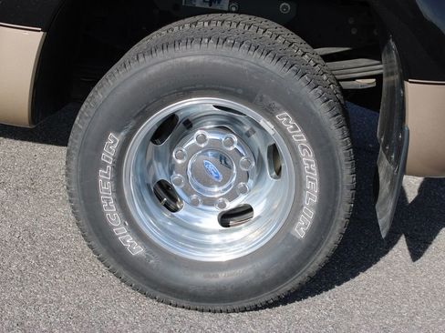 Used 2013 Ford F350 Lariat w/ Lariat Interior Pkg image 35