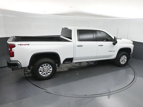 Used 2023 Chevrolet Silverado 2500 LTZ AWD/4WD image 30