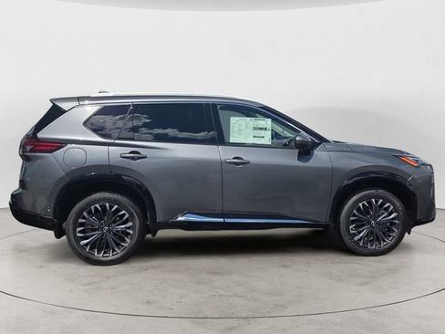 New 2026 Nissan Rogue Platinum w/ Tech Package AWD/4WD image 6