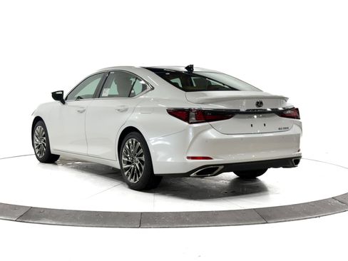 New 2025 Lexus ES 350 w/ Luxury Package image 9