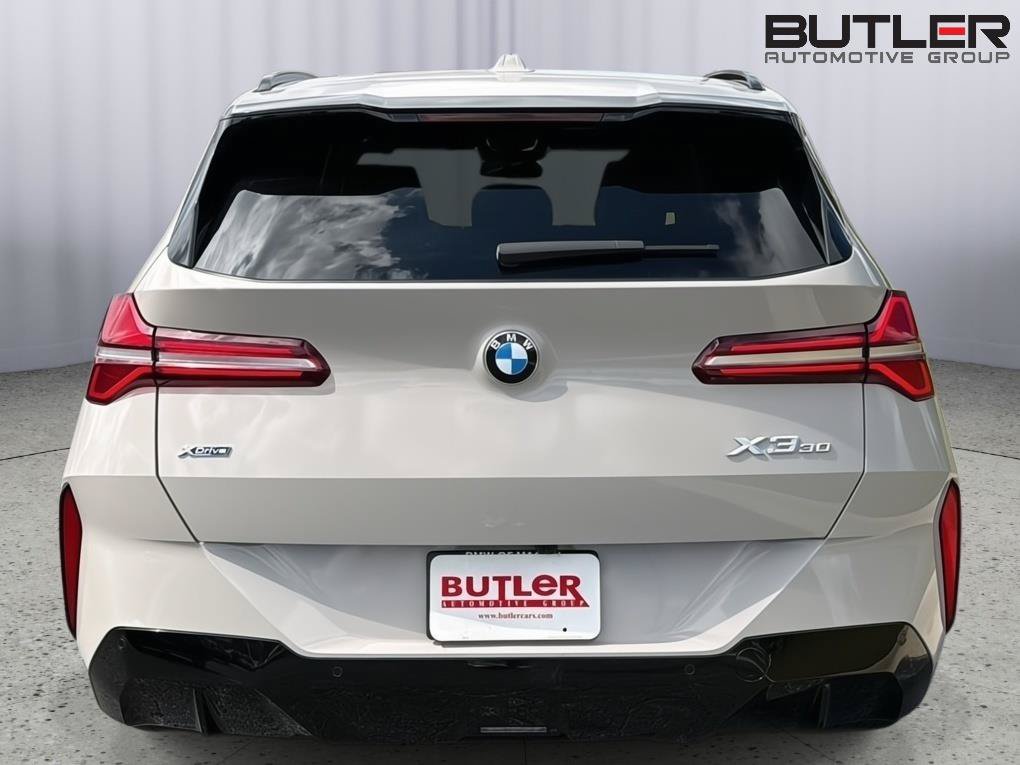 Used 2026 BMW X3 xDrive30i w/ M Sport Package AWD/4WD image 5
