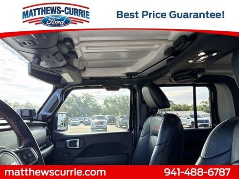 Used 2022 Jeep Gladiator Mojave w/ Trailer Tow Package AWD/4WD image 11