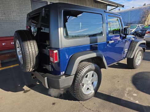 Used 2013 Jeep Wrangler Sport image 3