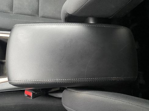 Used 2015 Jeep Grand Cherokee Laredo w/ Quick Order Package 23E AWD/4WD image 18