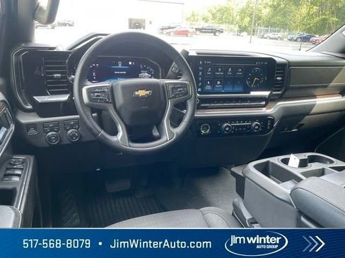 Used 2023 Chevrolet Silverado 1500 LT AWD/4WD image 19