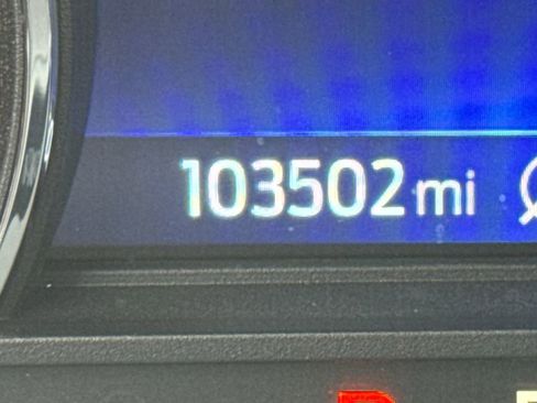 Used 2020 Ford Explorer Limited w/ Class III Trailer Tow Package image 25