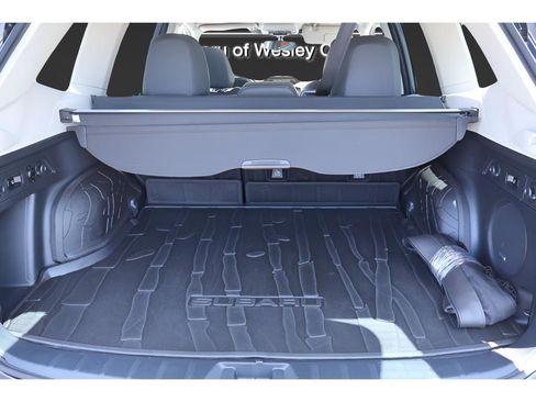 Used 2023 Subaru Forester Touring AWD/4WD image 17