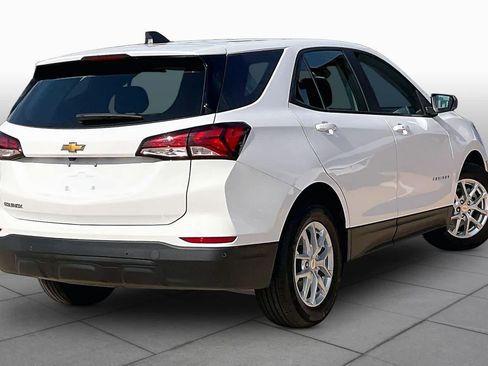 Certified 2024 Chevrolet Equinox LS w/ Driver Confidence II Package FWD image 12