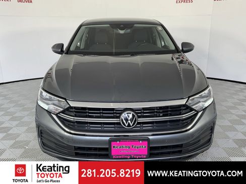 Used 2022 Volkswagen Jetta S image 10