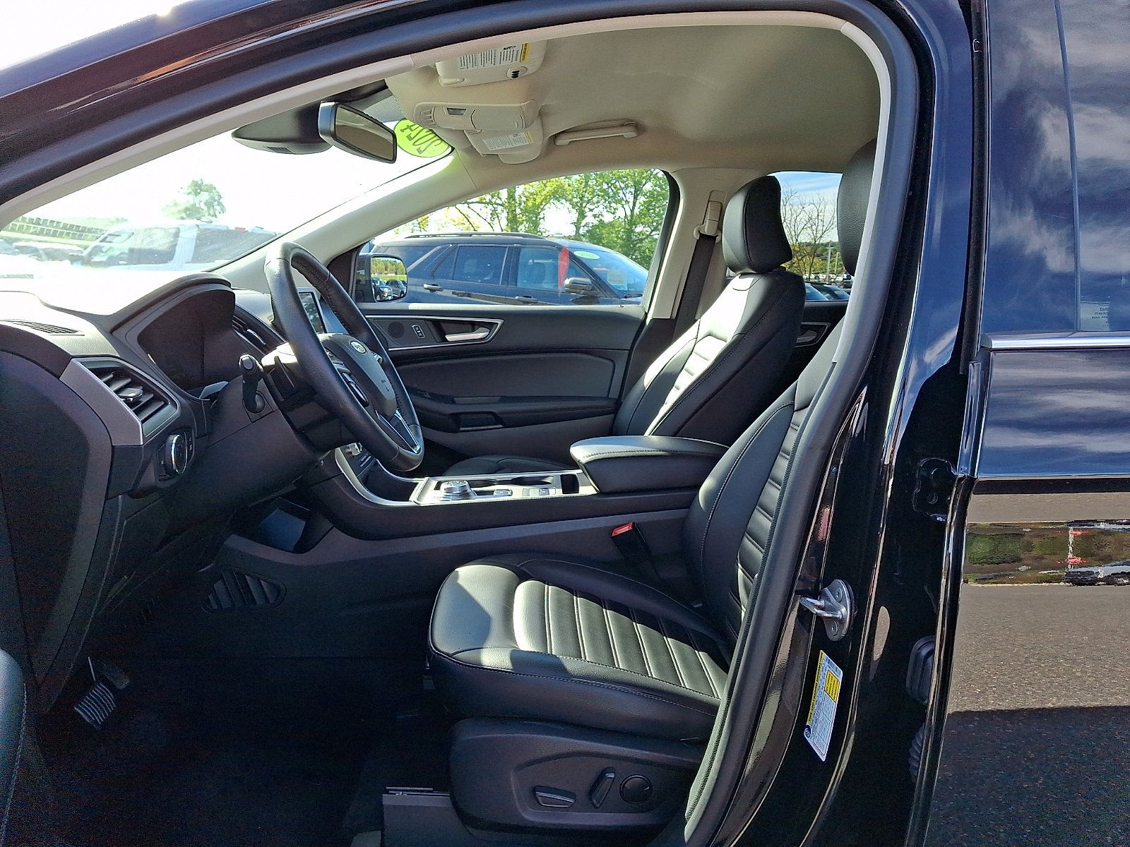 Used 2024 Ford Edge SEL w/ Convenience Package AWD/4WD image 14