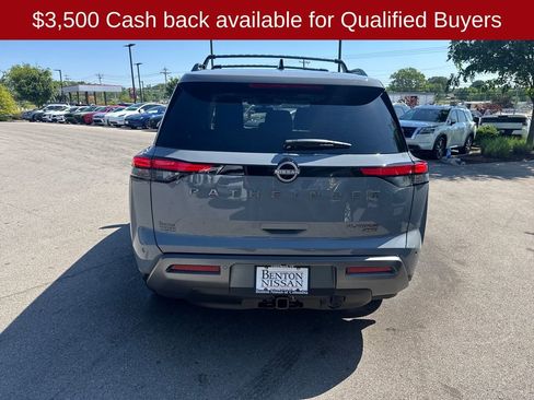 New 2026 Nissan Pathfinder Platinum w/ Cargo Package AWD/4WD image 8