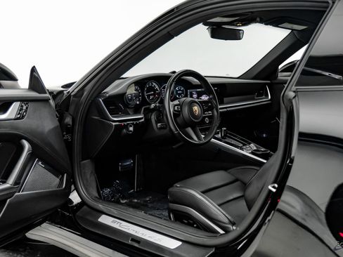 Used 2020 Porsche 911 Carrera 4S image 30