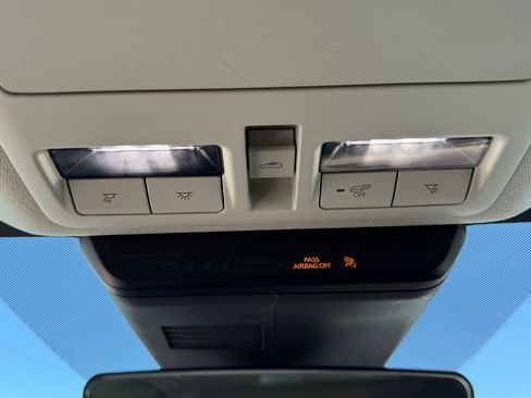 Used 2023 MAZDA CX-30 AWD 2.5 S w/ Premium Package image 19