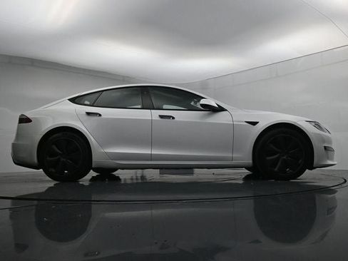 Used 2022 Tesla Model S AWD/4WD image 39
