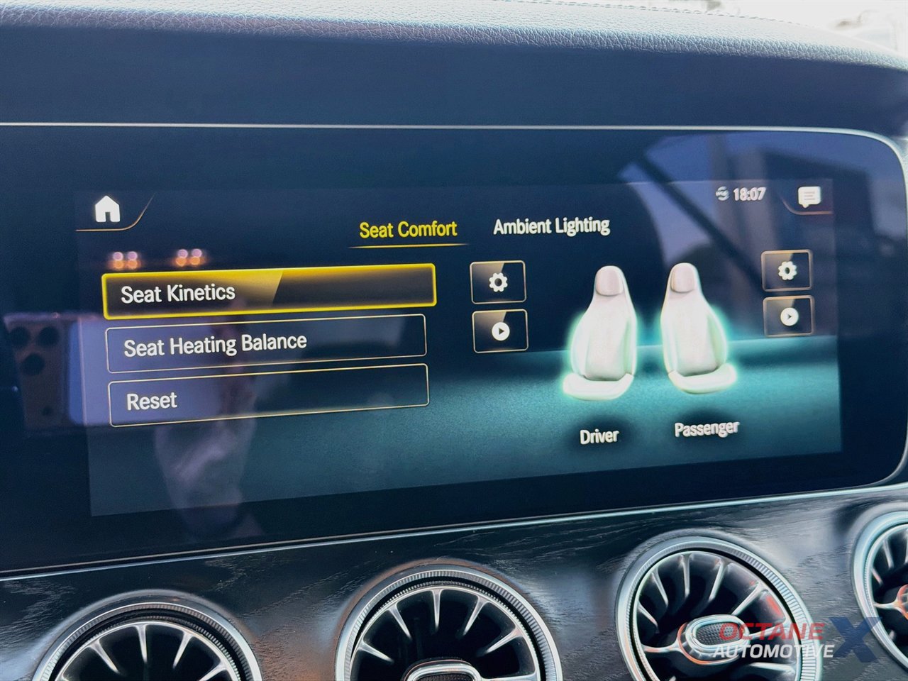Used 2023 Mercedes-Benz E 450 Coupe image 36