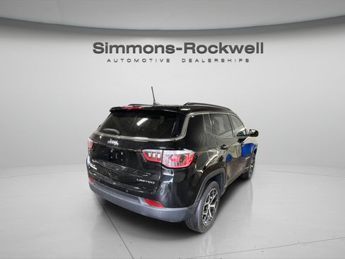 Used 2024 Jeep Compass Limited AWD/4WD image 5