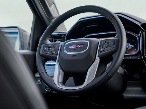New 2026 GMC Sierra 1500 SLT image 23