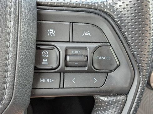 Certified 2025 Toyota Tacoma SR AWD/4WD image 25