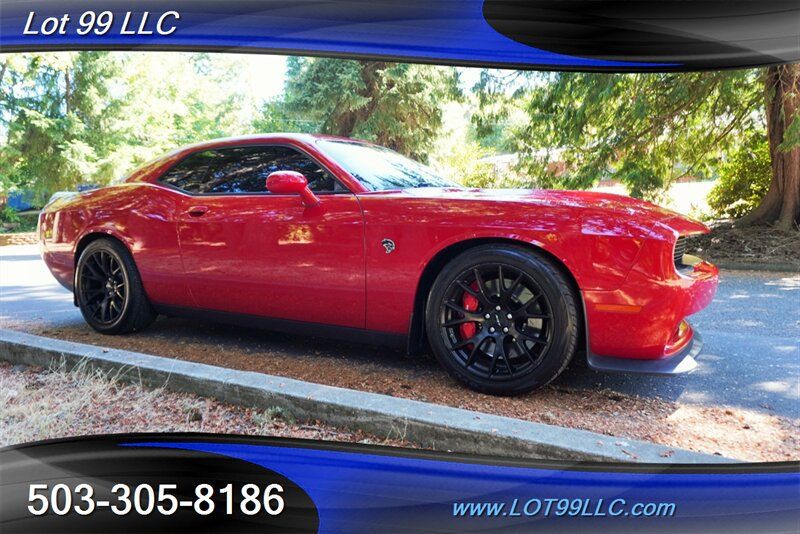 Used 2015 Dodge Challenger SRT Hellcat RWD image 7