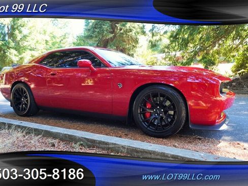 Used 2015 Dodge Challenger SRT Hellcat RWD image 7