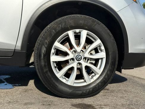 Used 2018 Nissan Rogue SV AWD/4WD image 20